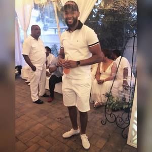 Meet your Posher, Tye